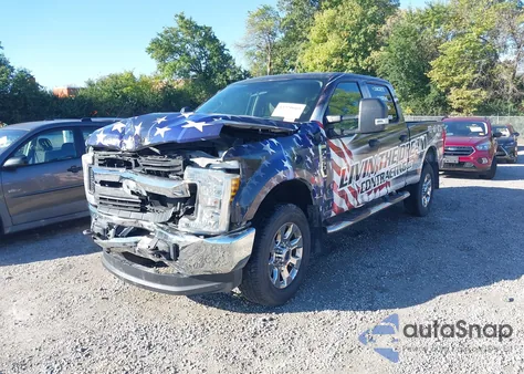 2017 Ford F-250 Xlt из США, поврежденный, VIN 1FT7W2B6XHED52267